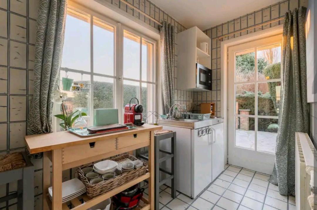 Courcelles Cosy Studio Close To Bruxelles South Charleroi Airport מראה חיצוני תמונה