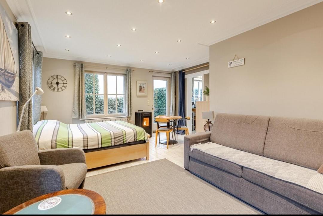 Courcelles Cosy Studio Close To Bruxelles South Charleroi Airport מראה חיצוני תמונה